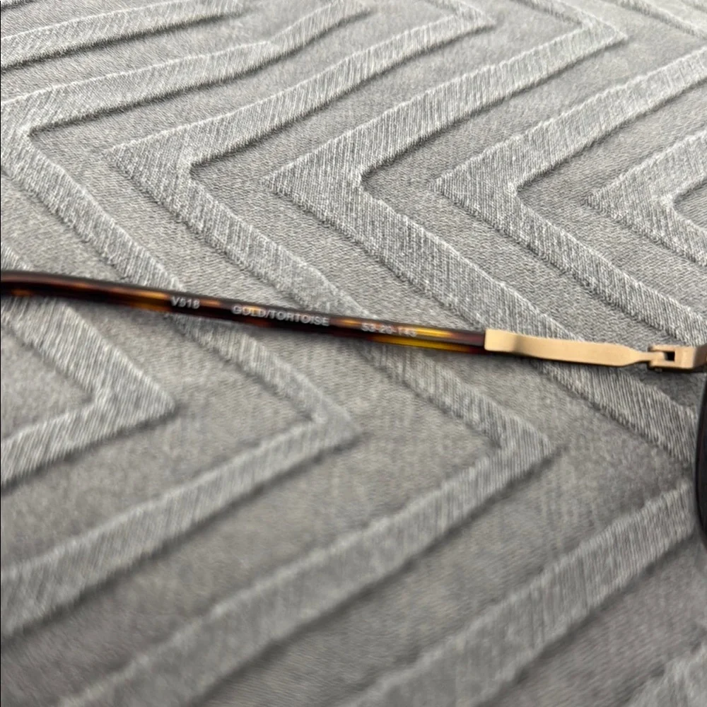John Varvatos V518 Gold/Tortoise Round Sunglasses